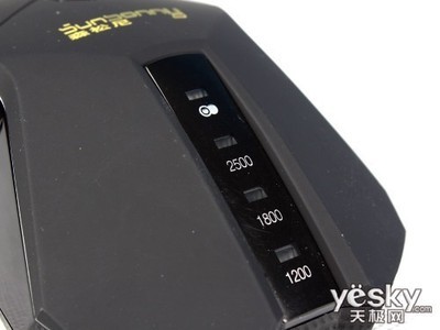 咸鱼白菜各有所爱 200元级游戏鼠标实力推荐